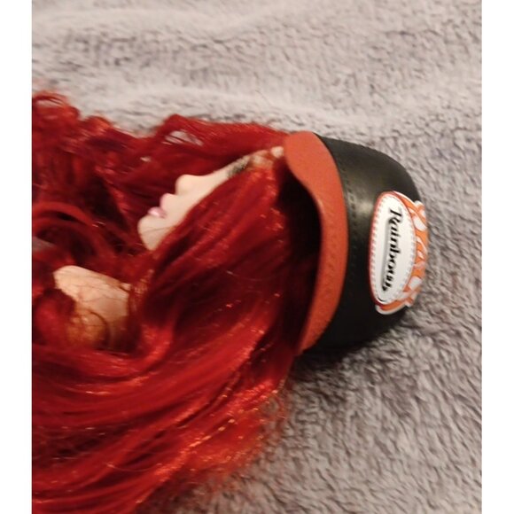 Rainbow High Fashion Ruby Anderson Nude Articulated Doll Red with Cap NEW - Picture 3 of 5
